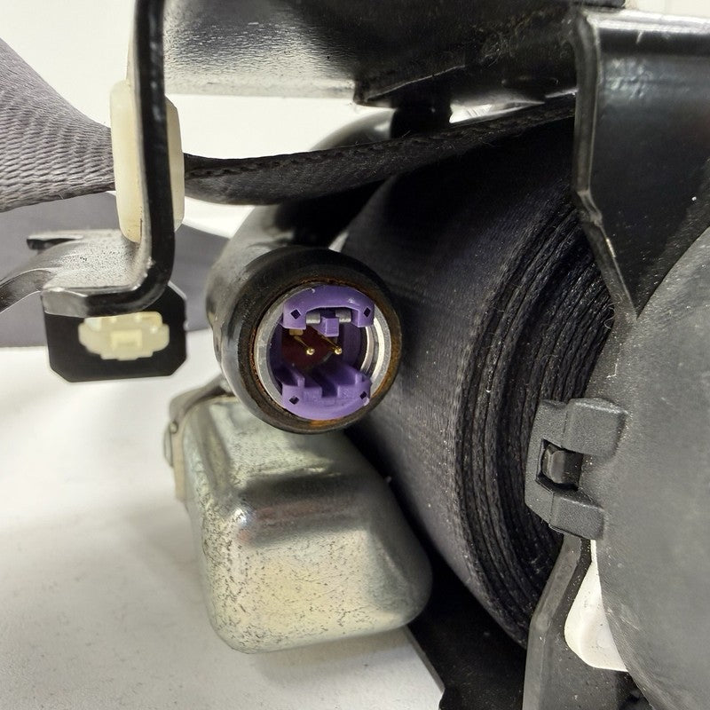 81450-SZA-A012-C1 / 81450 SZA A012 C1 / 81450SZAA012C1 09-15 Honda Pilot Passenger Right Front Seatbelt Seat Belt Retrac