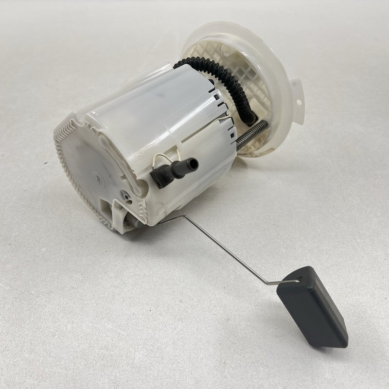 13501553 10-15 CHEVROLET CAMARO SS GAS TANK FUEL PUMP SENDING UNIT DELIVERY 13501553 OEM