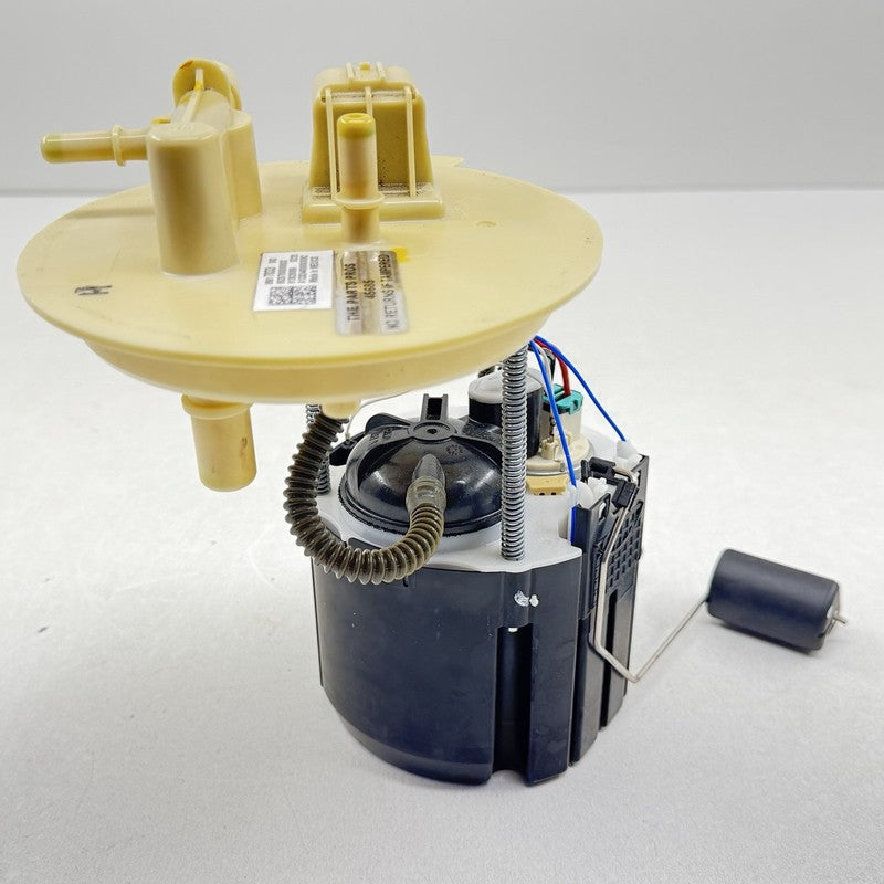8561 7033 / 85617033 22-25 CADILLAC CT5 V BLACKWING GAS TANK FUEL PUMP SENDING UNIT 85617033 OEM