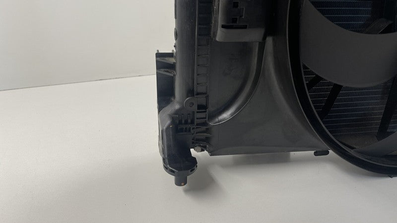 A 204 500 28 03 10-11 MERCEDES BENZ W212 E350 4MATIC RADIATOR CONDENSER COOLING FAN ASSEMBLY OEM
