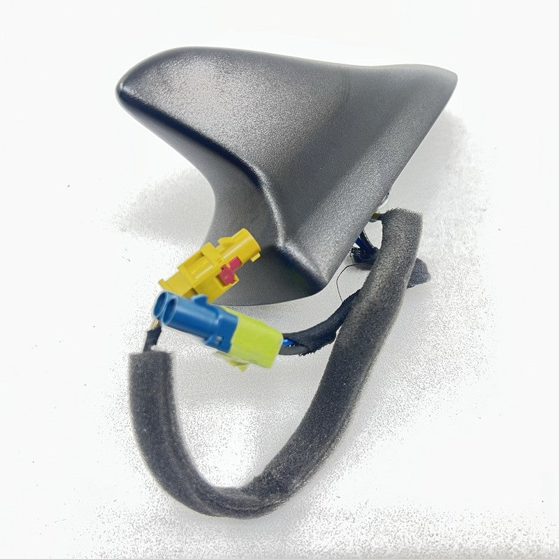 92232295 10-15 CHEVROLET CAMARO SS ROOF SHARK FIN ANTENNA RECEIVER 92232295 OEM