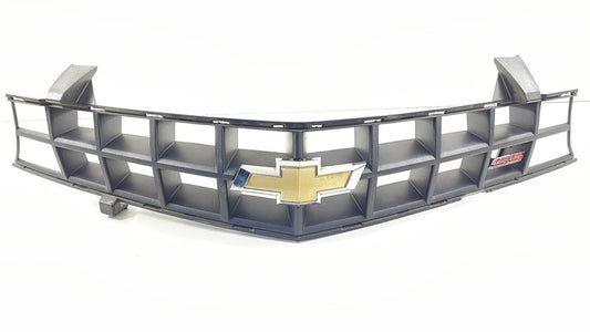 92242526 10-13 CHEVROLET CAMARO SS FRONT BUMPER UPPER GRILLE GRILL TRIM 20955389 OEM
