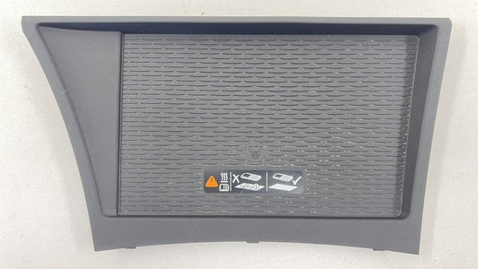8489 3478 / 84893478 22-24 CADILLAC CT5 WIRELESS PHONE CHARGING PAD RUBBER TRIM COVER 84893478 OEM