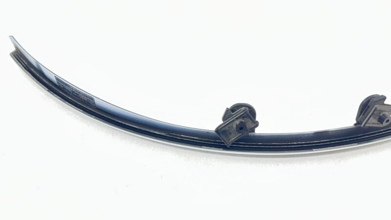 63873-6GR0B / 63873 6GR0B / 638736GR0B 24-25 NISSAN Z NISMO LEFT & RIGHT FRONT FENDER FLARE TRIM MOULDING WHITE OEM