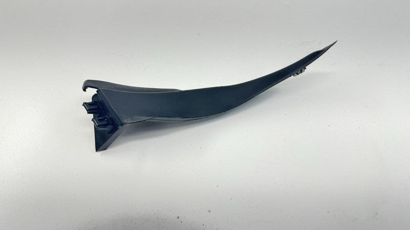 84871786 20-23 CADILLAC CT4 PASSENGER RIGHT FRONT WINDSHIELD COWL FENDER TRIM COVER OEM