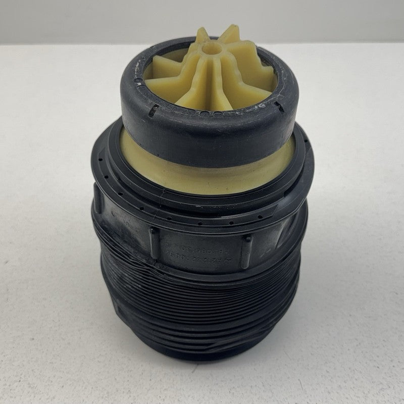 10-18 Mercedes W212 W218 CLS550 E550 Right Rear Air Suspension Bag Sho