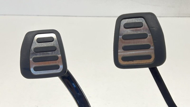 8514 4646 / 85144646 22-24 CADILLAC CT5 V BLACKWING MANUAL TRANS CLUTCH BRAKE PEDAL ASSEMBLY OEM