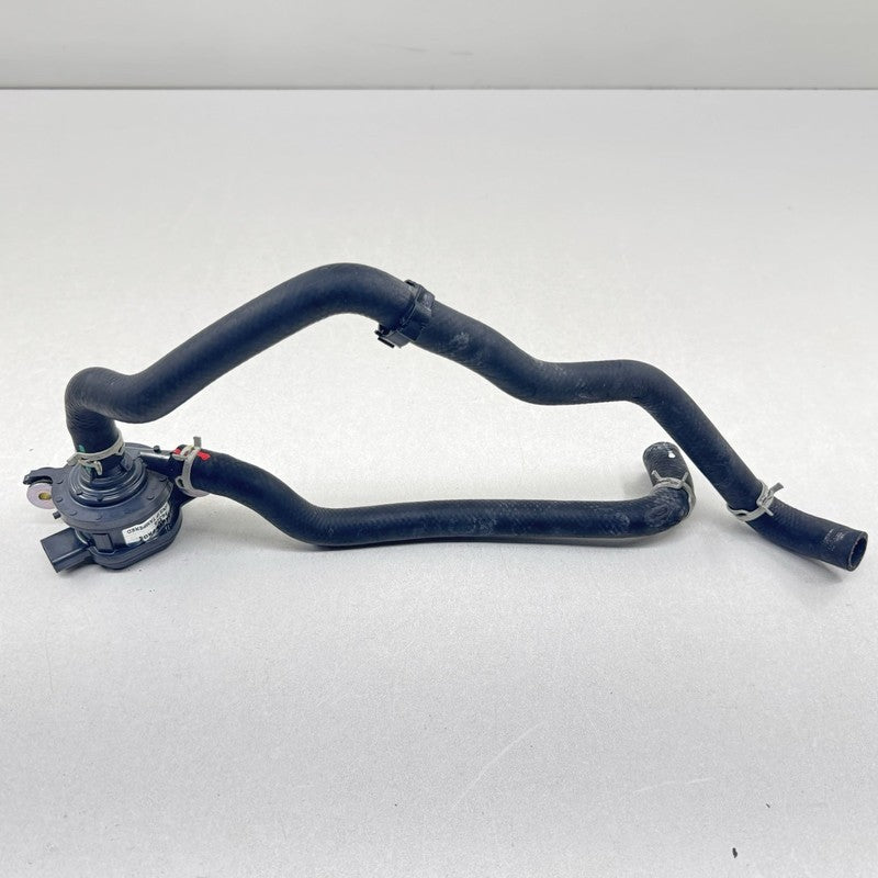 G9040-47020 / G9040 47020 / G904047020 23-25 Toyota Prius Engine Auxiliary Electric Water Pump Assembly G9040-47020 OEM