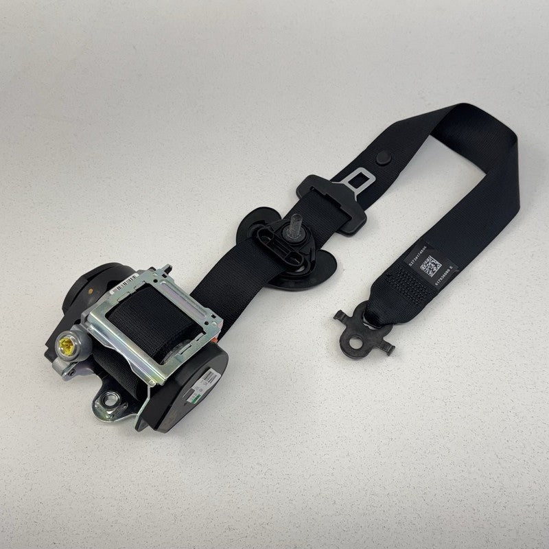 6 181 208 11-16 BMW M5 528 535 550 F10 Right Front Seatbelt Seat Belt Retractor Black OEM