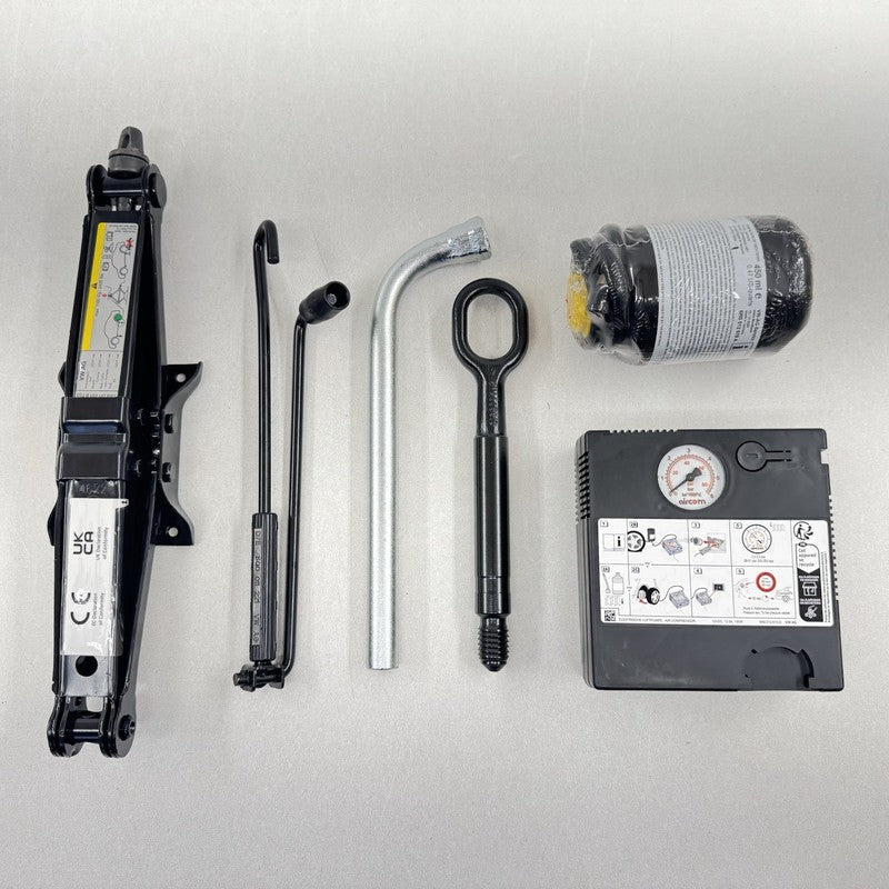 5N0.012.615.G / 5N0-012-615-G / 5N0 012 615 G / 5N0012615G 22-25 VOLKSWAGEN GOLF R MK8 EMERGENCY WHEEL CAR JACK TOOL SET