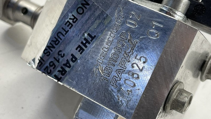 11B1103CP 15-17 MCLAREN 650S HYDRAULIC OIL VALVE BLOCK SOLENOID 11B1103CP OEM