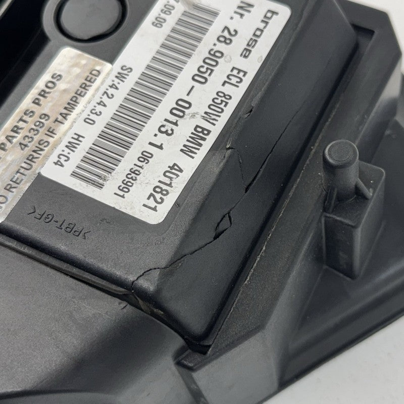 2 282 943 / 2282943 06-10 BMW M5 M6 E60 E63 E64 S85 Cooling Radiator Fan With Shroud Assembly OEM