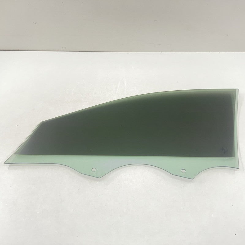 43R-00390 / 43R 00390 / 43R00390 22-25 VOLKSWAGEN GOLF R MK8 PASSENGER RIGHT FRONT DOOR GLASS WINDOW OEM