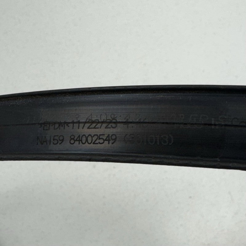 16-24 Chevrolet Camaro Side skirt Weather Strip Seal Left Or Right 840