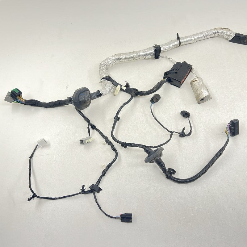 NR3T-14290-HB / NR3T 14290 HB / NR3T14290HB 18-23 FORD MUSTANG GT ENGINE BAY WIRE HARNESS WITH FUSE BOX NR3T-14290-HB OE