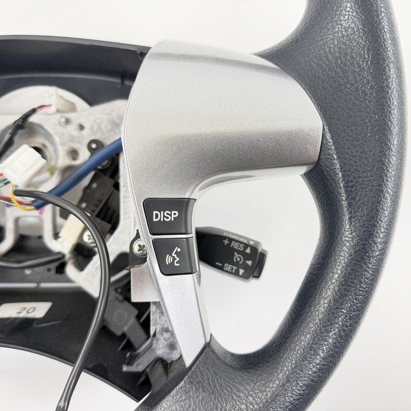 45103-33060 / 45103 33060 / 4510333060 08-13 Toyota Highlander Driver Steering Wheel Black Leather 45103-33060 OEM