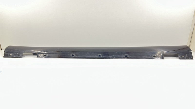 A 218 690 01 40 0140 / A2186900140 / 2186900140 12-14 MERCEDES-BENZ CLS550 LEFT SIDE SKIRT ROCKER PANEL COVER TRIM BLACK