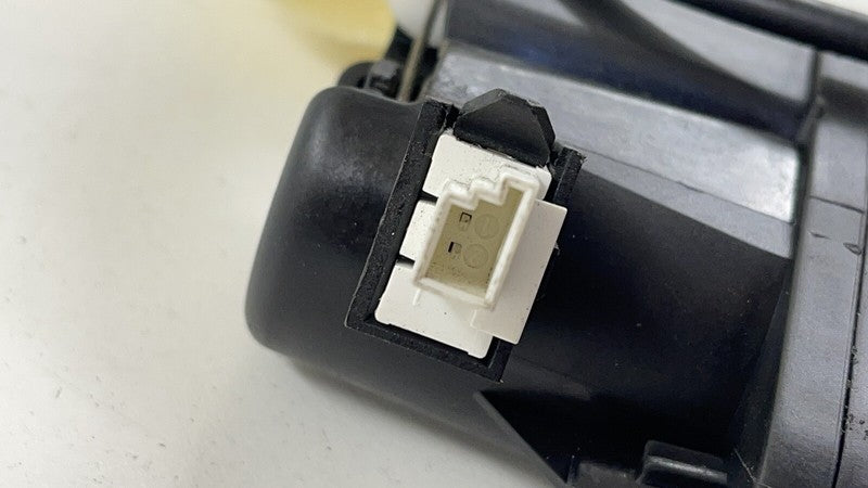 2217500085 / A2217500085 / A 221 750 00 85 0085 07-13 MERCEDES BENZ S550 W221 TRUNK LATCH LOCK ACTUATOR MECHANISM ASSEMB