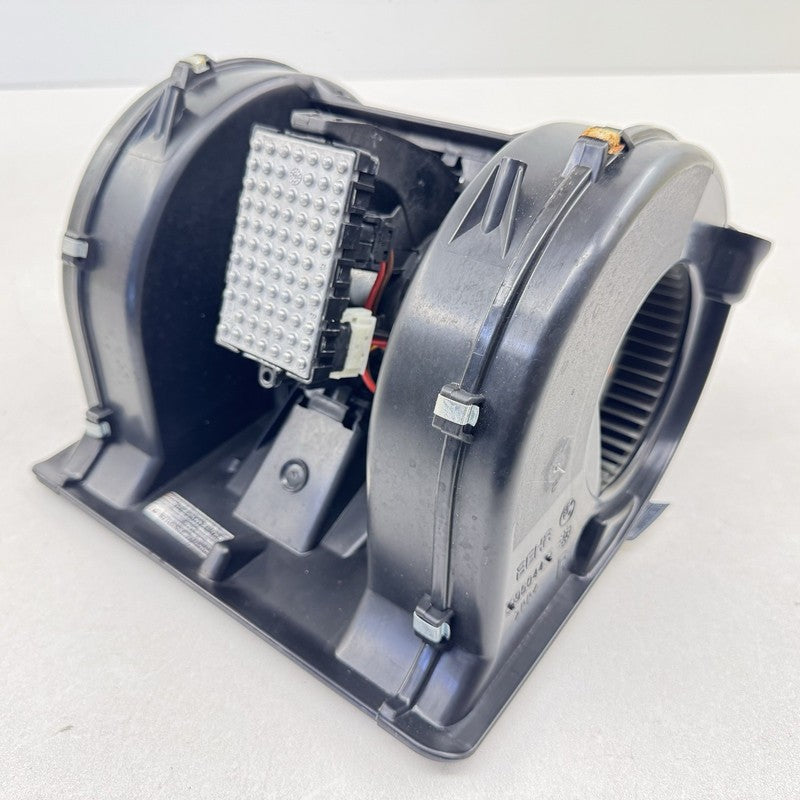 6 988 452 / 6988452 06-10 BMW M6 E63 E64 HVAC AC Air Heater Blower Fan Motor W/ Resistor Module OEM