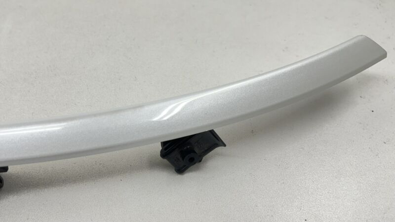63873-6GR0B / 63873 6GR0B / 638736GR0B 24-25 NISSAN Z NISMO LEFT & RIGHT FRONT FENDER FLARE TRIM MOULDING WHITE OEM