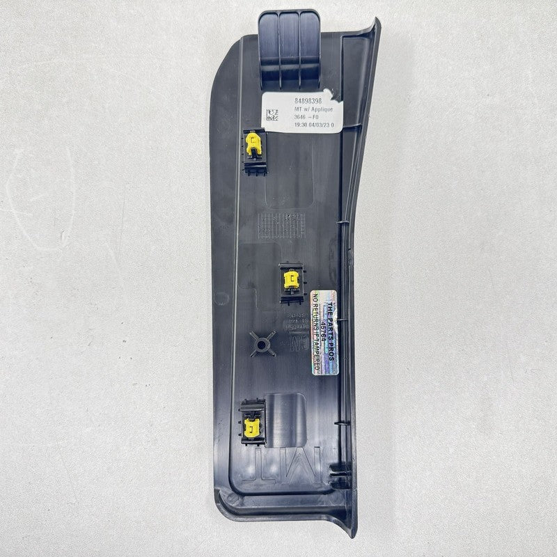 84898398 22-25 CADILLAC CT4 CT5 V BLACKWING FOOT REST TRIM 84898398 OEM