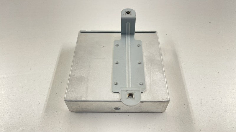 177300-9133 / 177300 9133 / 1773009133 07-09 LEXUS LS460 DRIVER LEFT FRONT SEAT CLIMATE CONTROL MODULE 85861-50110 OEM