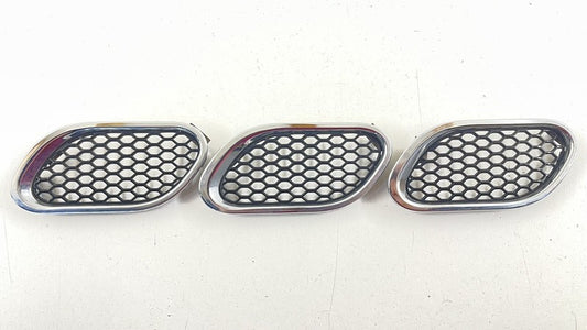 03-12 MASERATI QUATTROPORTE RIGHT FRONT FENDER AIR VENT GRILLE TRIM OEM