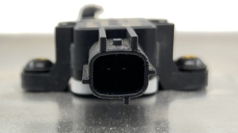 4W0 837 461 A / 4W0837461A / 4W0 837 461 / 4W0837461 13-18 BENTLEY FLYING SPUR LEFT FRONT DOOR WINDOW REGULATOR MOTOR CA