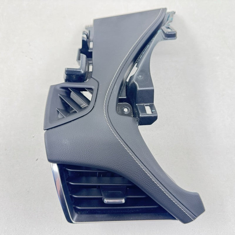 8485 3511 / 84853511 22-24 CADILLAC CT5 V BLACKWING LEFT DASH AC AIR VENT GRILLE WITH COVER TRIM OEM