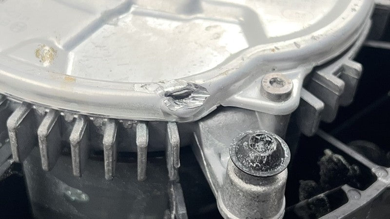 0399301091 23-24 NISSAN Z RADIATOR FAN COOLING MOTOR WITH FAN BLADE PAIR OEM