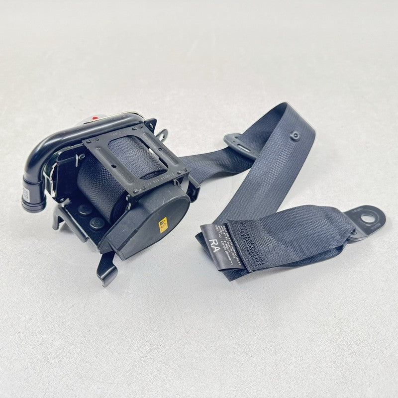 6576166A 23-25 TOYOTA PRIUS PASSENGER RIGHT REAR SEATBELT SEAT BELT RETRACTOR BLACK OEM