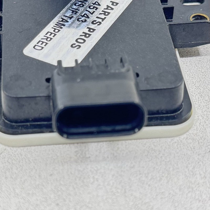 13558290 22-25 CADILLAC CT5 V BLACKWING HANDS FREE TRUNK OPEN CLOSE MODULE 13558290 OEM