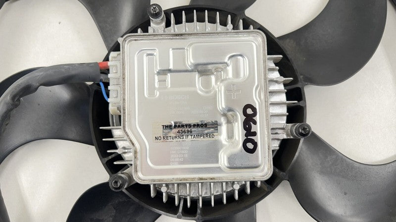 1038601909 24-25 FORD MUSTANG GT DARK HORSE FRONT RADIATOR COOLING FAN OEM