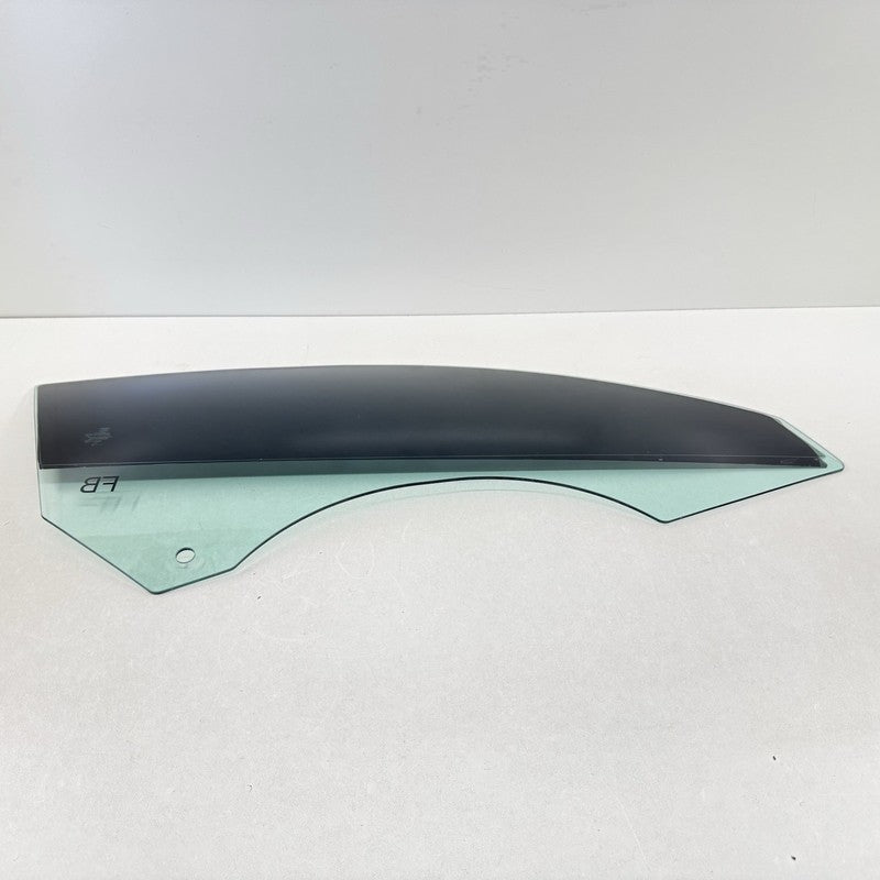 JR3B‑6321410‑AA / JR3B 6321410 AA / JR3B6321410AA 24-25 FORD MUSTANG GT COUPE RIGHT DOOR GLASS WINDOW JR3B‑6321410‑AA OE
