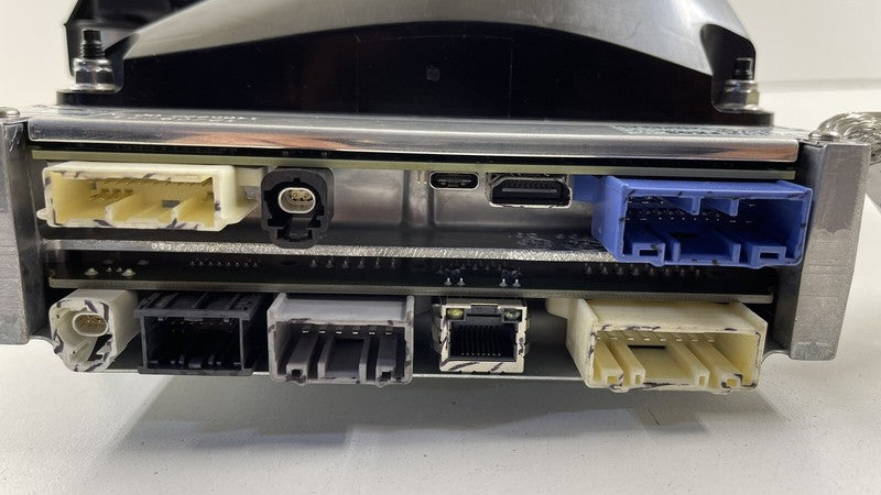 1506277 21-23 TESLA MODEL 3 ENTERTAINMENT MEDIA CONTROL MODULE 1566786-80-C OEM