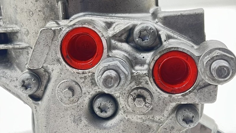 7 836 449 / 7836449 06-10 BMW M6 E63 E64 MOTOR ENGINE OIL COOLER FILTER HOUSING CANISTER 7836449 OEM