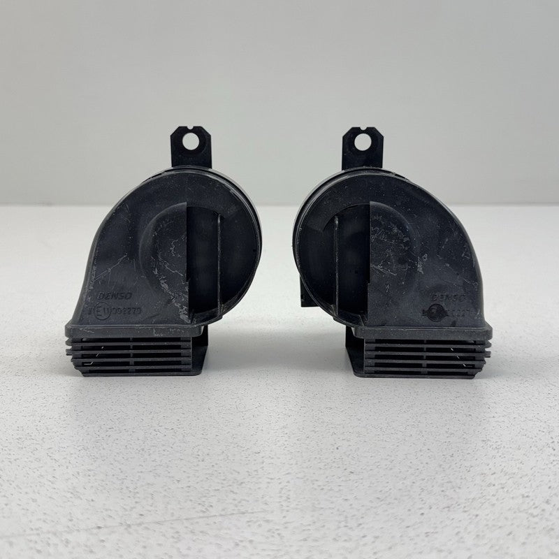 16-23 Toyota Tacoma Low & High Tone Note Pitch Horn Siren Signal Pair 