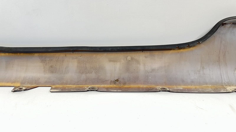 G33-10608-AJ / G33 10608 AJ / G3310608AJ 07-09 ASTON MARTIN VANTAGE RIGHT SIDE SKIRT ROCKER PANEL COVER MERLOT RED OEM