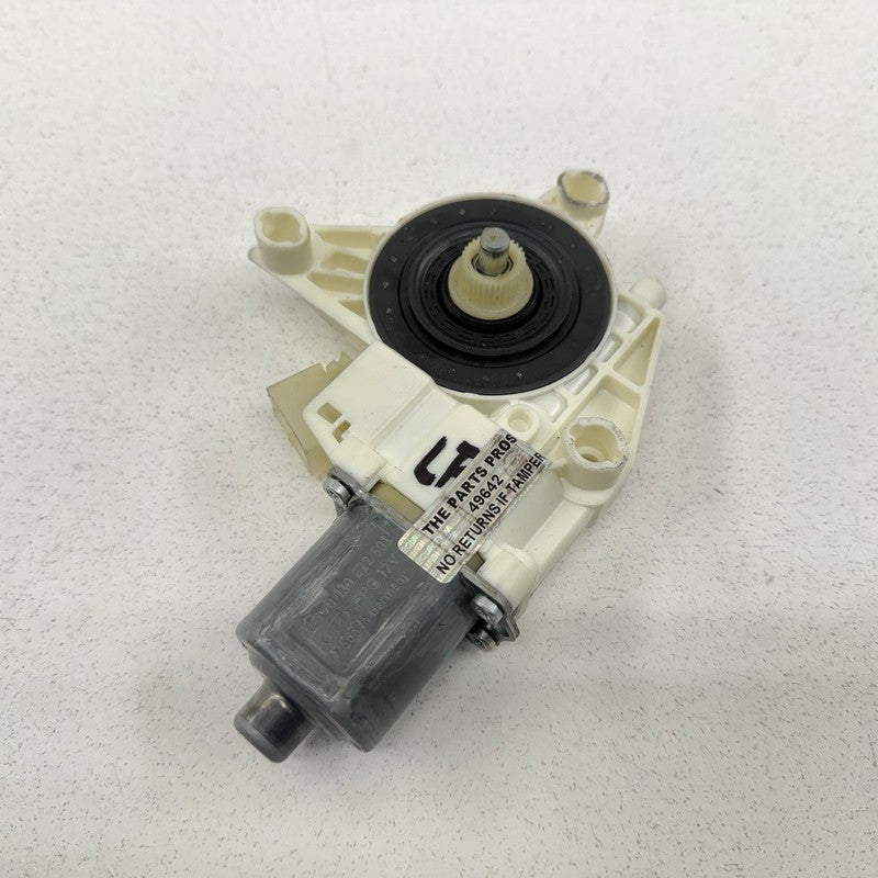 A2048200142 / 204 820 01 42 / 2048200142 08-14 Mercedes W204 C250 Driver Left Front Door Window Regulator Motor OEM