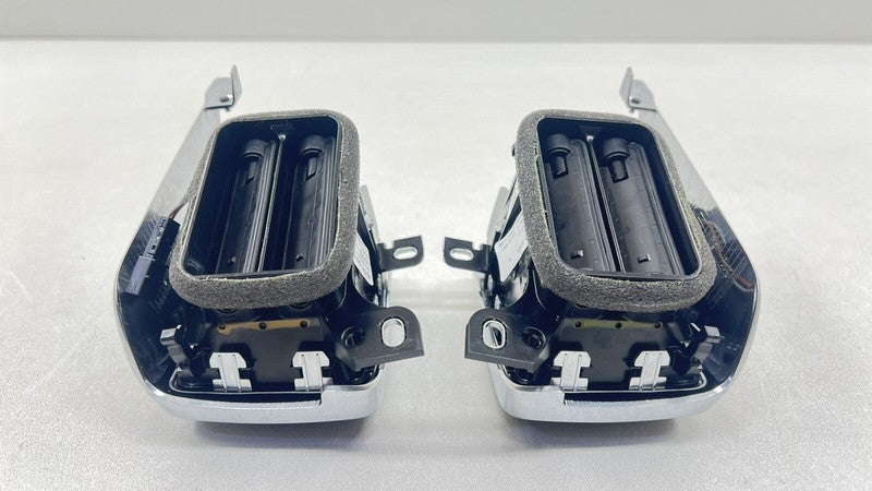 970.553.171 / 970 553 171 / 970553171 10-16 PORSCHE PANAMERA REAR LEFT AND RIGHT AIR VENT GRILLE GRILL TRIM PAIR OEM