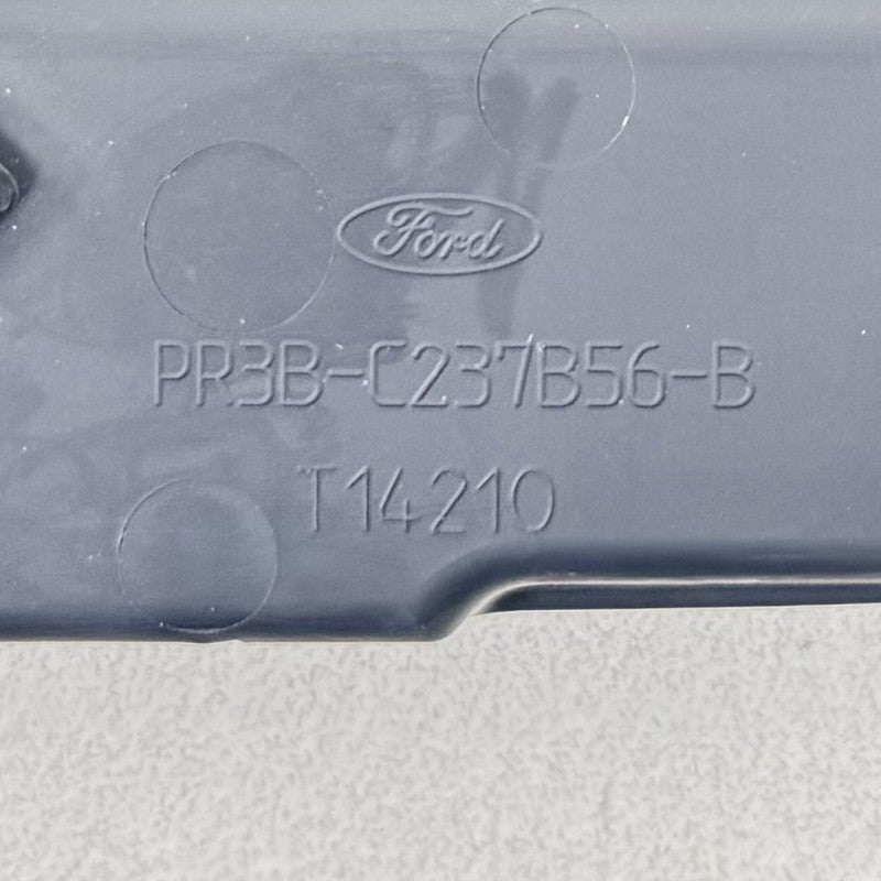 SU5T-19J235-AA / SU5T 19J235 AA / SU5T19J235AA 24-25 Ford Mustang GT Center Console Wireless Charger Phone Charging W/ P