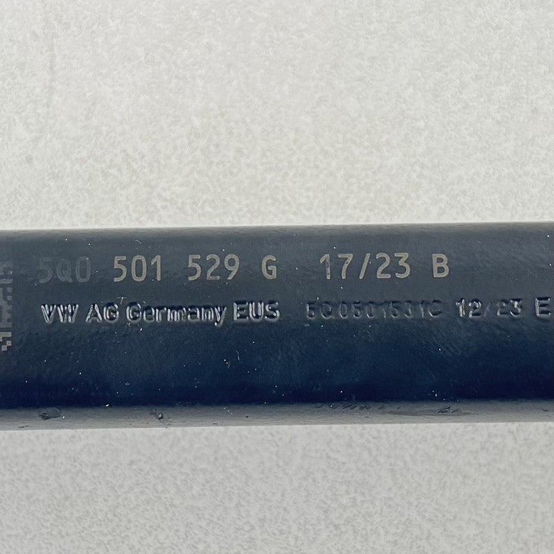 5WA-407-621 / 5WA 407 621 / 5WA407621 22-25 VOLKSWAGEN GOLF R RIGHT REAR SPINDLE KNUCKLE HUB WITH CONTROL ARM SET OEM