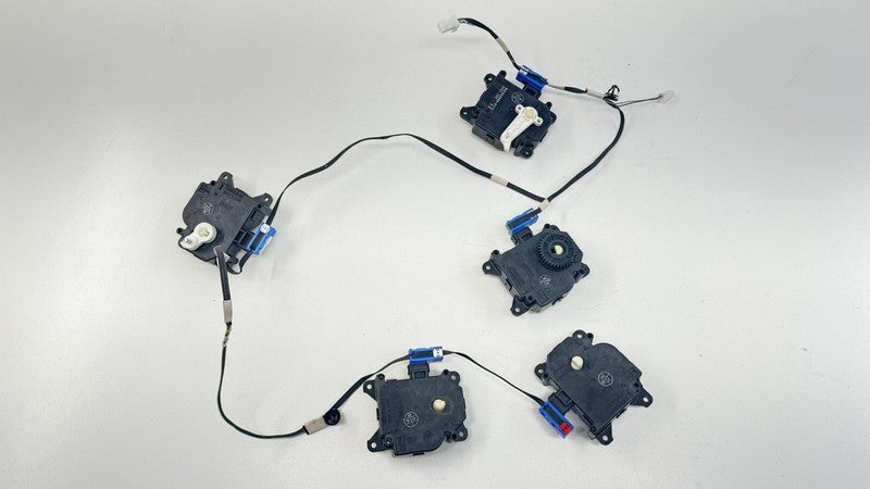 063800-0172 / 063800 0172 / 0638000172 08-14 LEXUS IS F HVAC BOX HEATER AC FLAP MOTOR AIR MIX ACTUATOR SET OEM