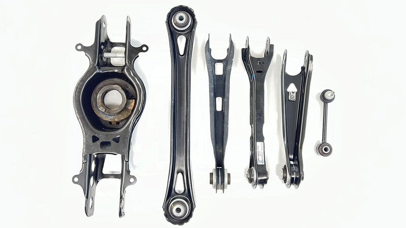 84570396 22-24 CADILLAC CT4 V BLACKWING RIGHT REAR SUSPENSION CONTROL ARM SET OEM