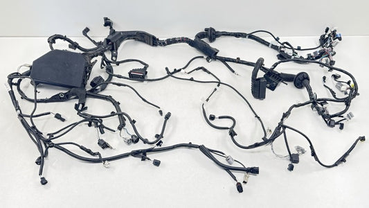 82111-4EE50-F / 82111 4EE50 F / 821114EE50F 23-25 TOYOTA PRIUS ENGINE BAY WIRE HARNESS CABLE WITH FUSE BOX 82111-4EE50-F