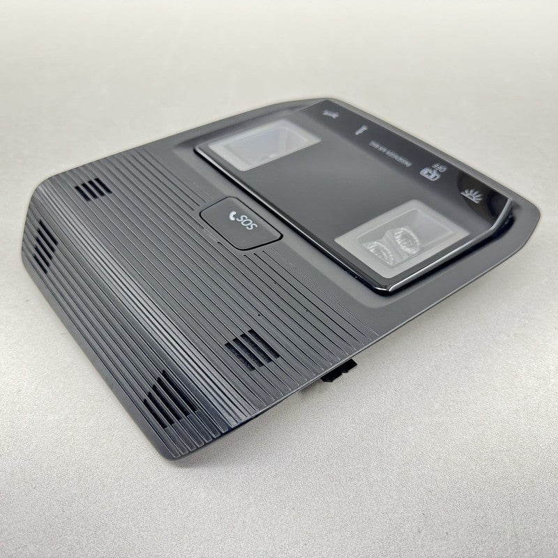 5H0-959-561-BM / 5H0.959.561.BM / 5H0 959 561 BM / 5H0959561BM 22-25 VOLKSWAGEN GOLF R MK8 OVERHEAD CONSOLE DOME LIGHT L