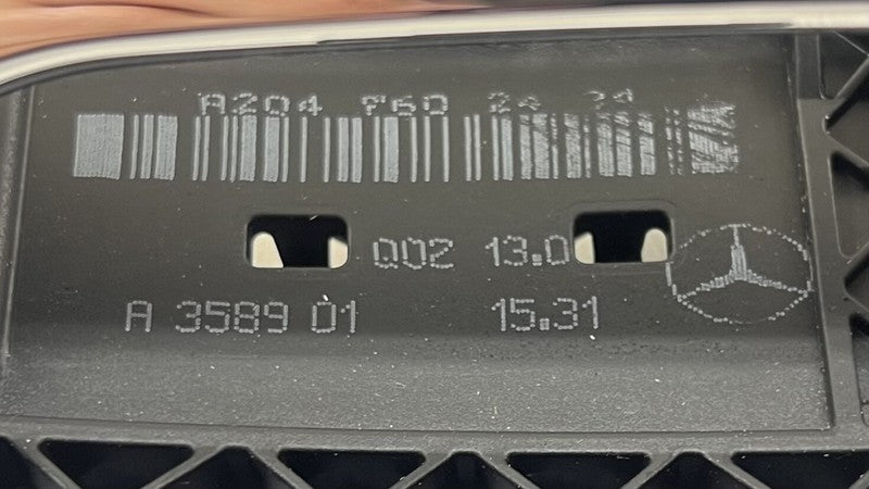 2047602434 / A2047602434 / A 204 760 24 34 2424 12-18 MERCEDES BENZ CLS550 W218 PASSENGER RIGHT REAR DOOR HANDLE BLACK O