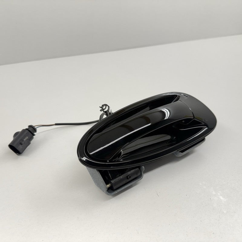 997.537.064.00 / 997 537 064 00 / 99753706400 05-12 Porsche 911 997 Boxster Cayman 987 Right Exterior Door Handle Black 