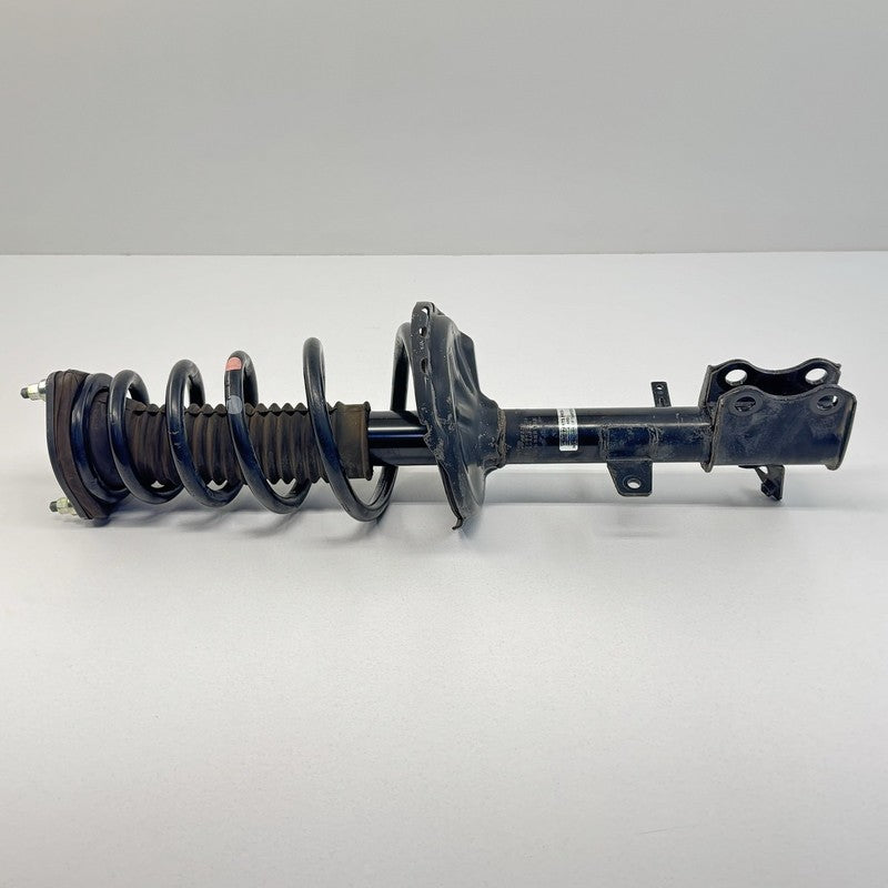 48530-48372 / 48530 48372 / 4853048372 08-13 Toyota Highlander AWD 3.5L Right Rear Shock Strut Spring Absorber OEM