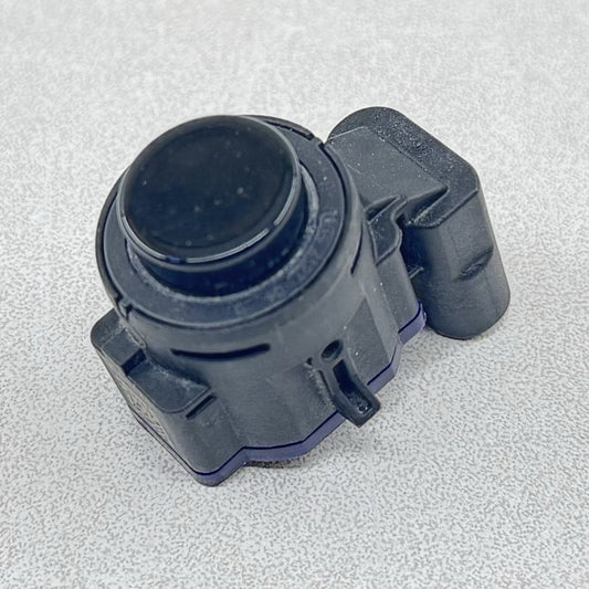 84711303 22-24 CADILLAC CT5 V BLACKWING REAR PDC PARKING SENSOR AID ASSIST 84711303 OEM